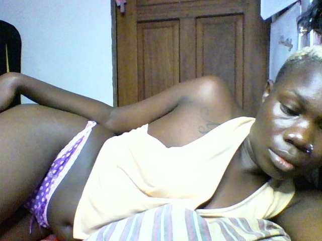 Sweetchocolate's BongaCams show and profile