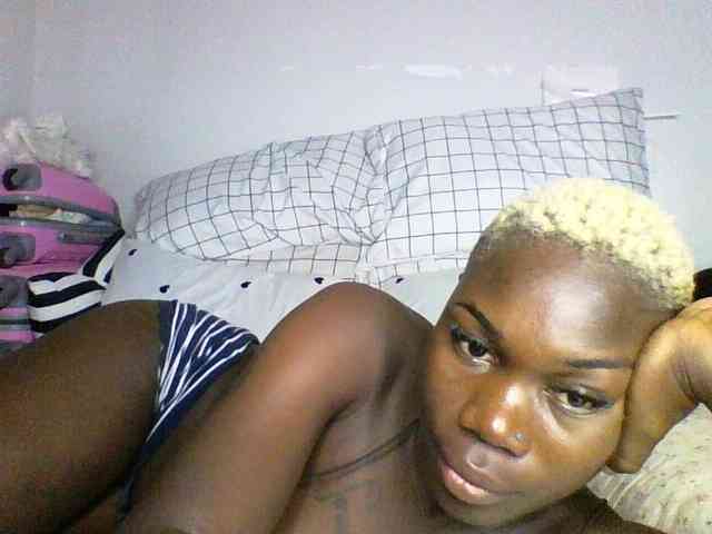 Sweetchocolate webcam