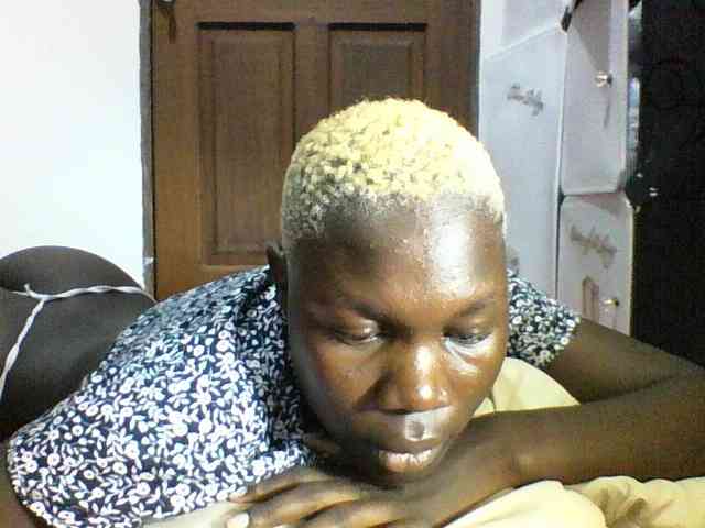 Sweetchocolate webcam