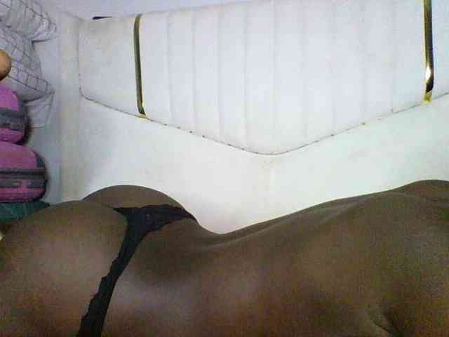 Sweetchocolate webcam