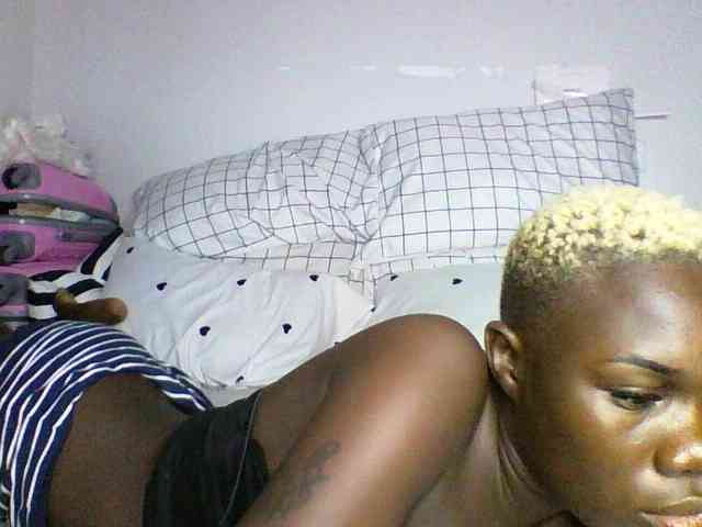 Sweetchocolate webcam