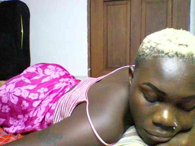 Sweetchocolate webcam