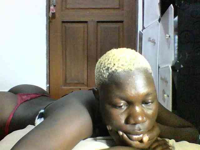 Sweetchocolate webcam