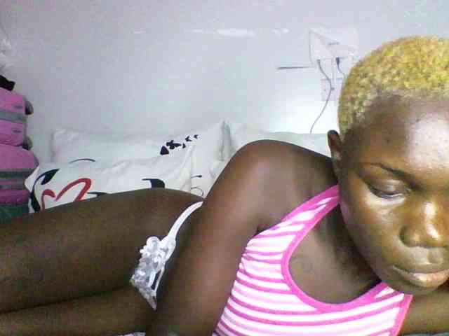 Sweetchocolate Live Webcam on BongaCams