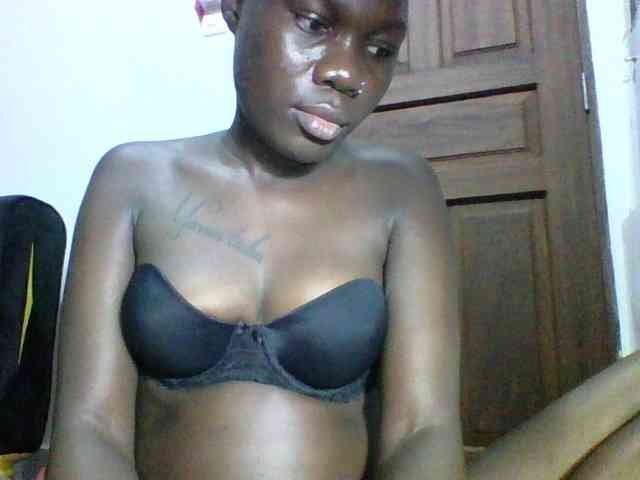 Sweetchocolate webcam