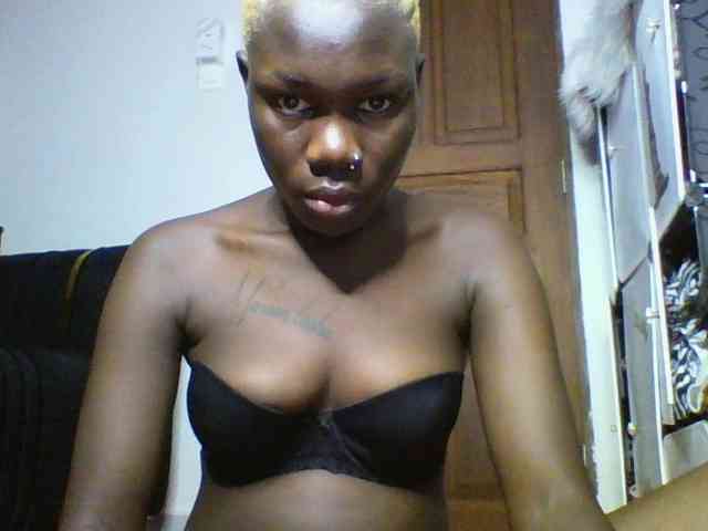 Sweetchocolate webcam