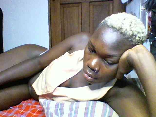 Sweetchocolate webcam