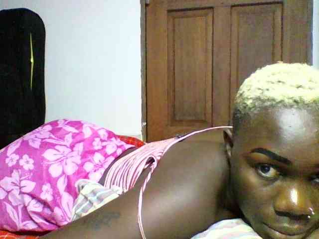 Sweetchocolate webcam