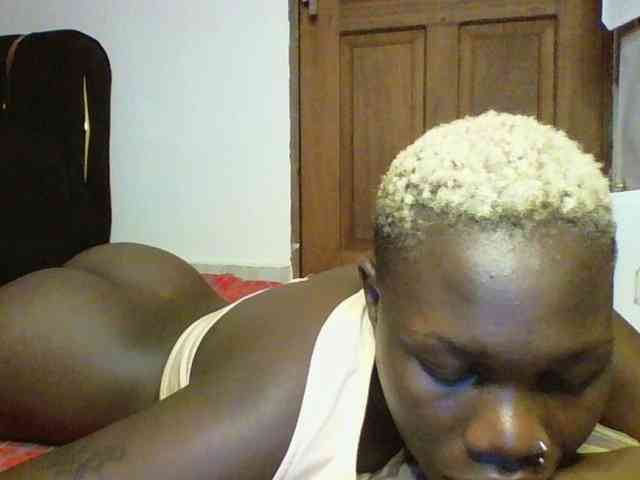 Sweetchocolate webcam