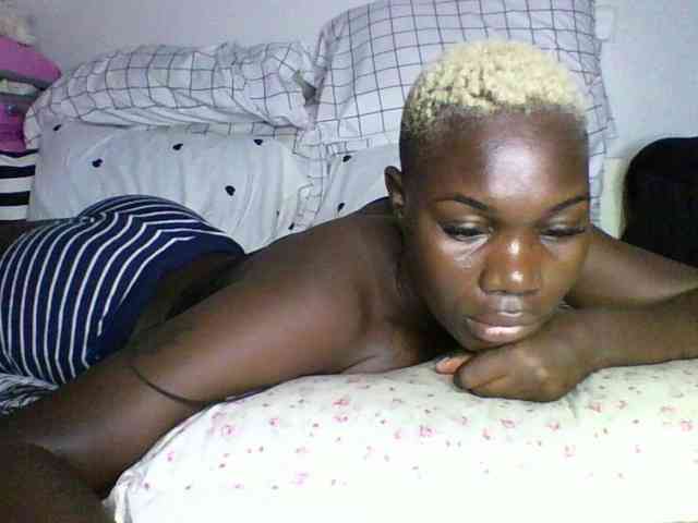 Sweetchocolate webcam