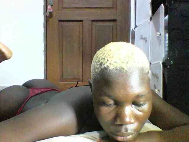 Sweetchocolate webcam