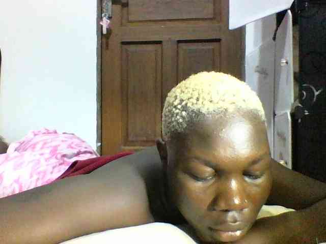 Sweetchocolate webcam