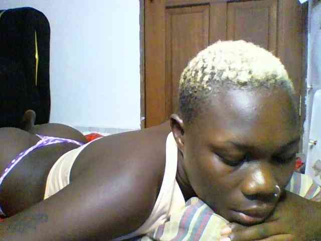 Sweetchocolate webcam