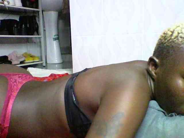 Sweetchocolate webcam