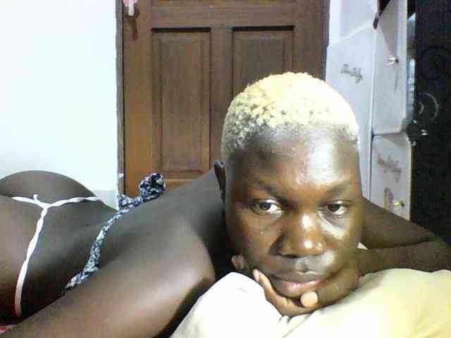 Sweetchocolate webcam