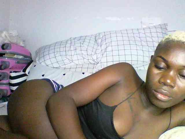 Sweetchocolate webcam