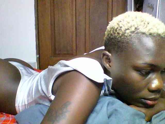 Sweetchocolate webcam