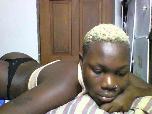 Sweetchocolate webcam