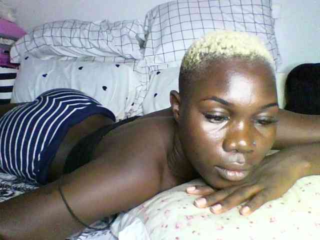 Sweetchocolate webcam