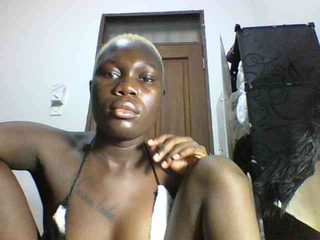 Sweetchocolate webcam