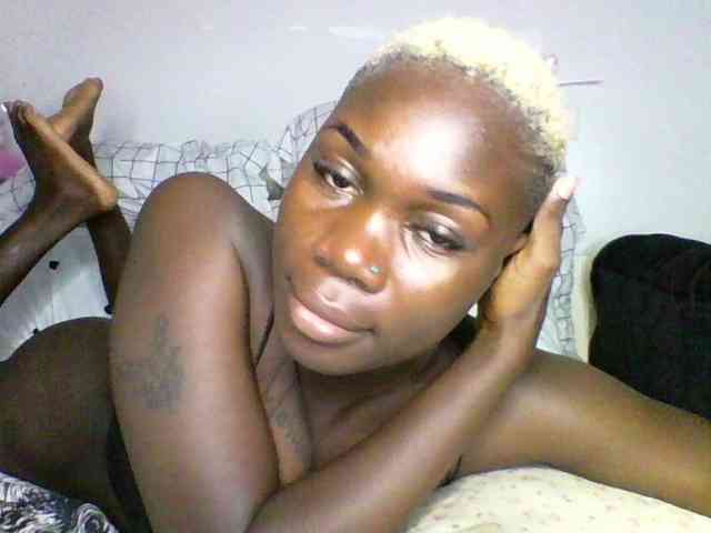 Sweetchocolate webcam