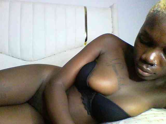 Sweetchocolate webcam