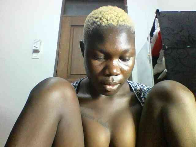 Sweetchocolate webcam