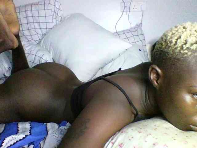 Sweetchocolate Live Webcam on BongaCams