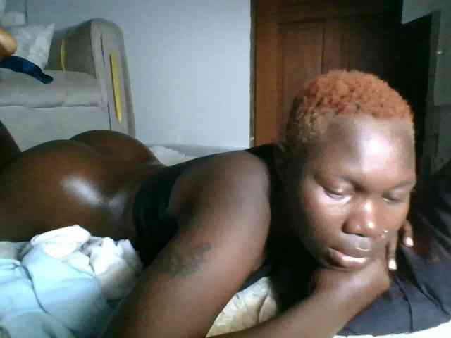 Sweetchocolate webcam