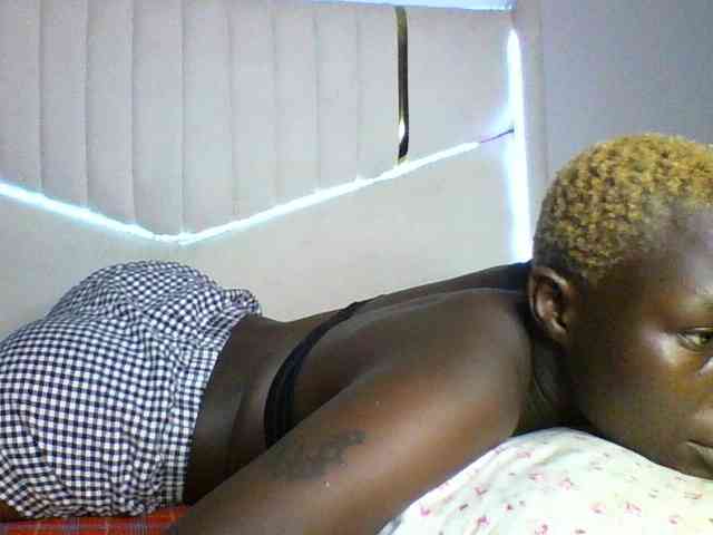 Sweetchocolate webcam