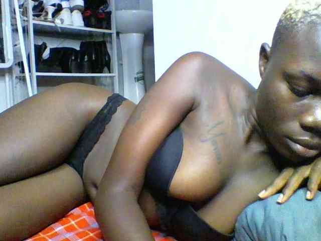 Sweetchocolate webcam
