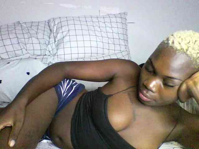 Sweetchocolate webcam