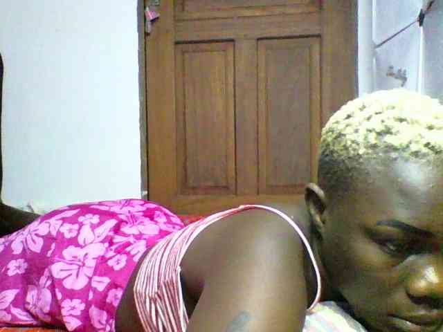 Sweetchocolate webcam