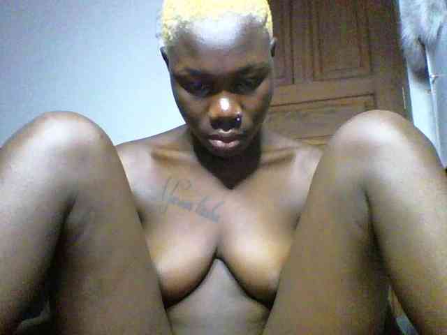 Sweetchocolate webcam