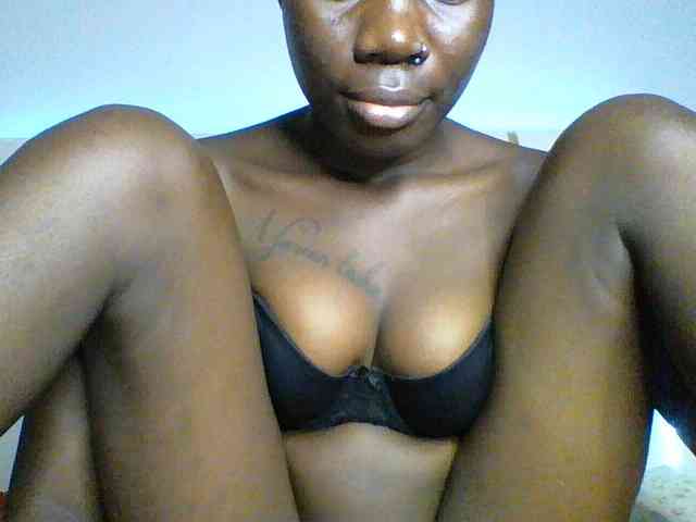 Sweetchocolate webcam