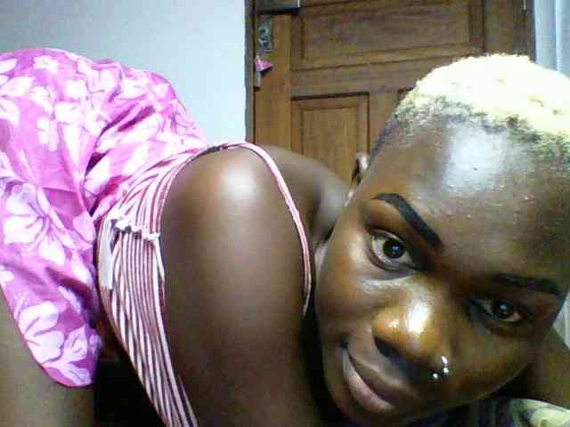 Sweetchocolate webcam