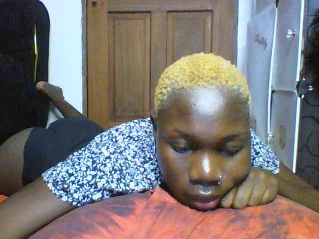 Sweetchocolate webcam