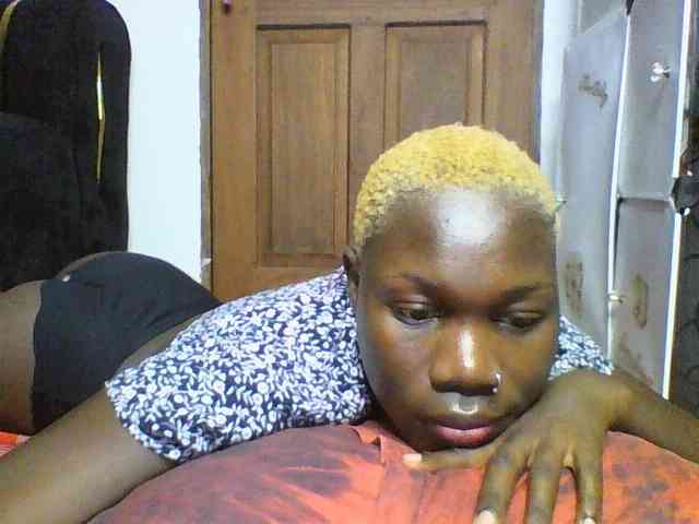 Sweetchocolate webcam