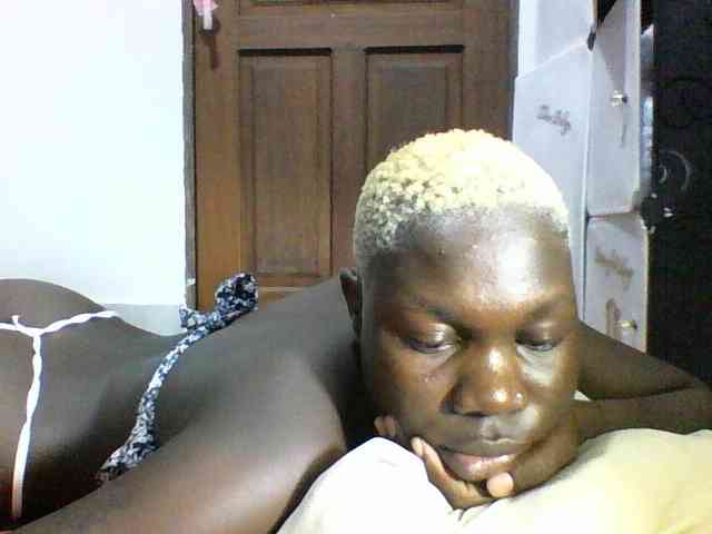 Sweetchocolate webcam