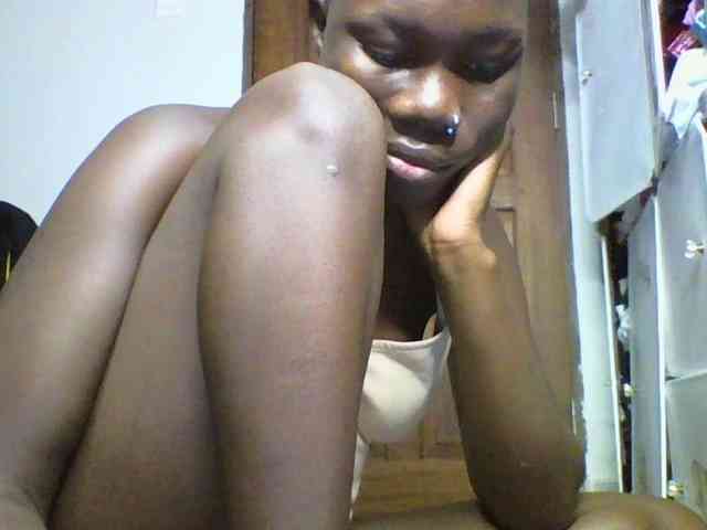 Sweetchocolate webcam