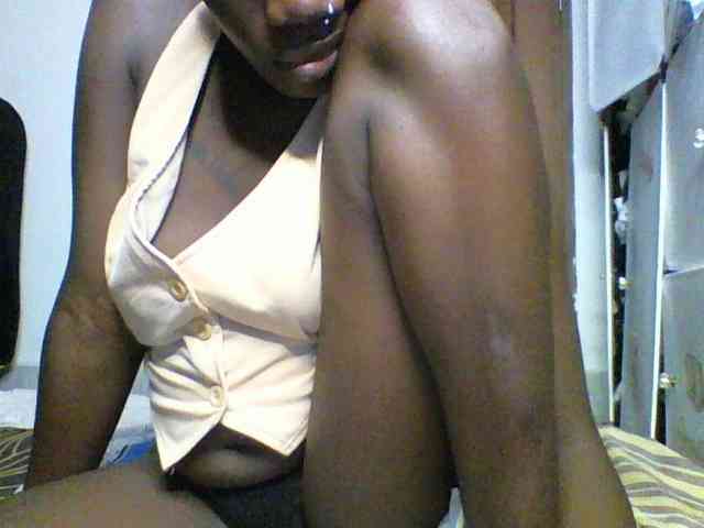 Sweetchocolate webcam