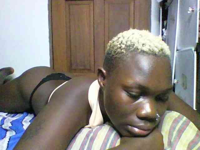 Sweetchocolate webcam