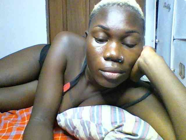 Sweetchocolate webcam