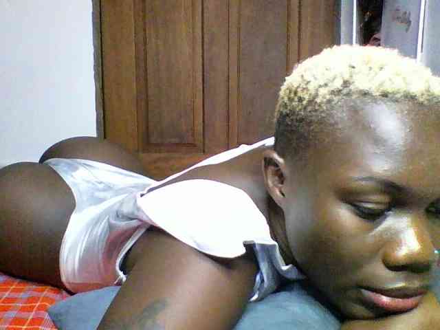 Sweetchocolate webcam