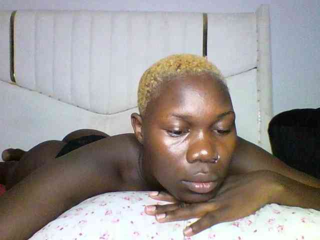 Sweetchocolate webcam