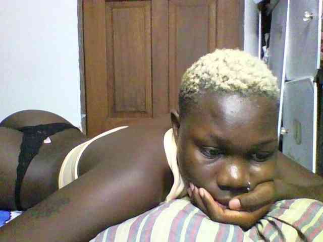 Sweetchocolate webcam