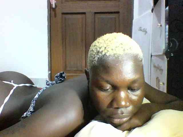 Sweetchocolate webcam