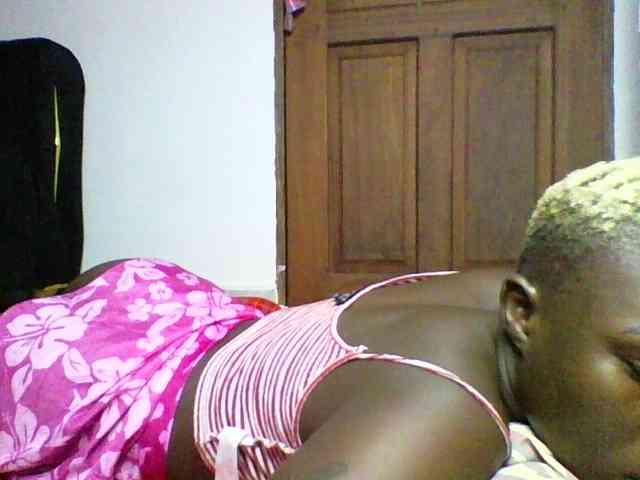 Sweetchocolate webcam