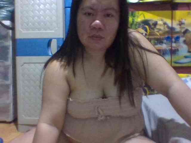 Swallowtits69 webcam