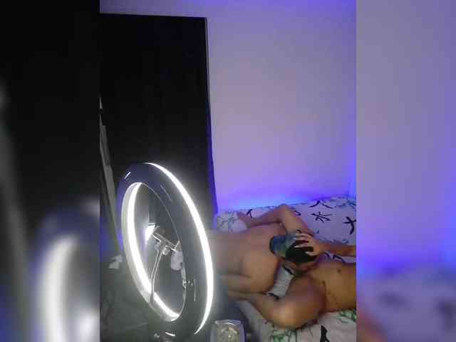 Xxxhot29 webcam